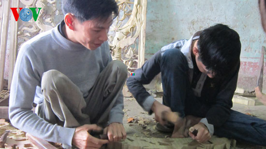 การสอนอาชีพและสร้างงานเพื่อช่วยเหลือคนพิการปรับตัวเข้ากับชุมชน